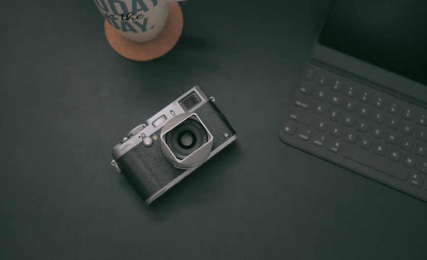 Tech Gadgets Go Green: Exploring Eco-Friendly Alternatives for a Sustainable Future